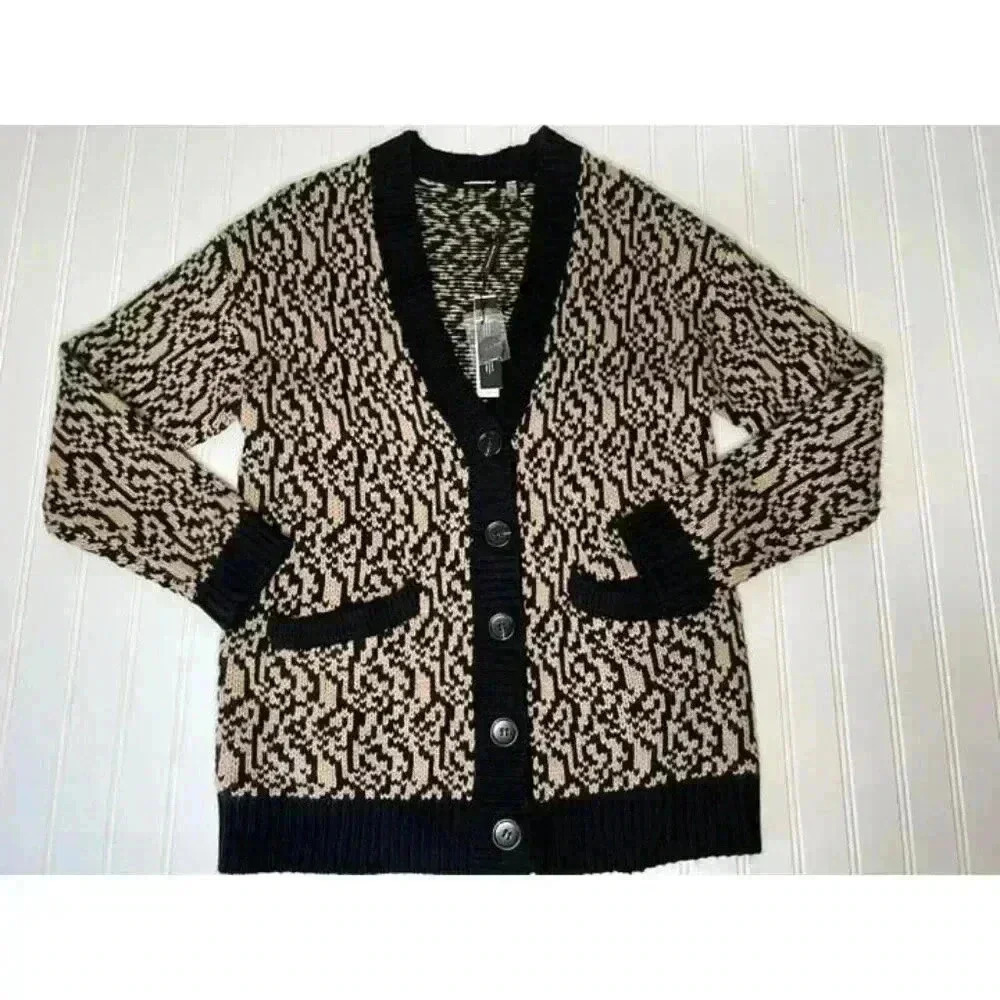 Elie Tahari 100% Cashmere Long Cardigan Sweater Animal Print Medium NEW.  148